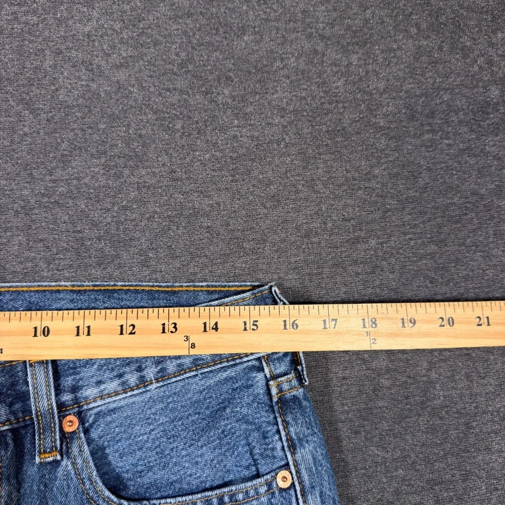 Levis same next